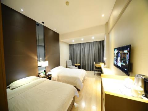 Super 8 Guangzhou Railyway Station Hotel Exterior photo